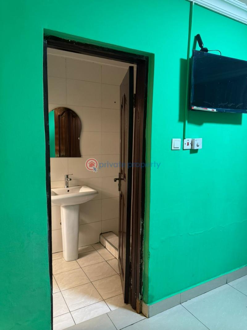 1 bedroom Hostel For Rent Owoo Plastic Street, Aggrey Arkosse, Kisseman Gimpa Road Legon Accra - 2