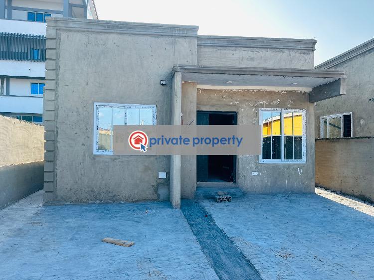 3 bedroom Detached Bungalow For Sale Accra Metropolitan  - 1
