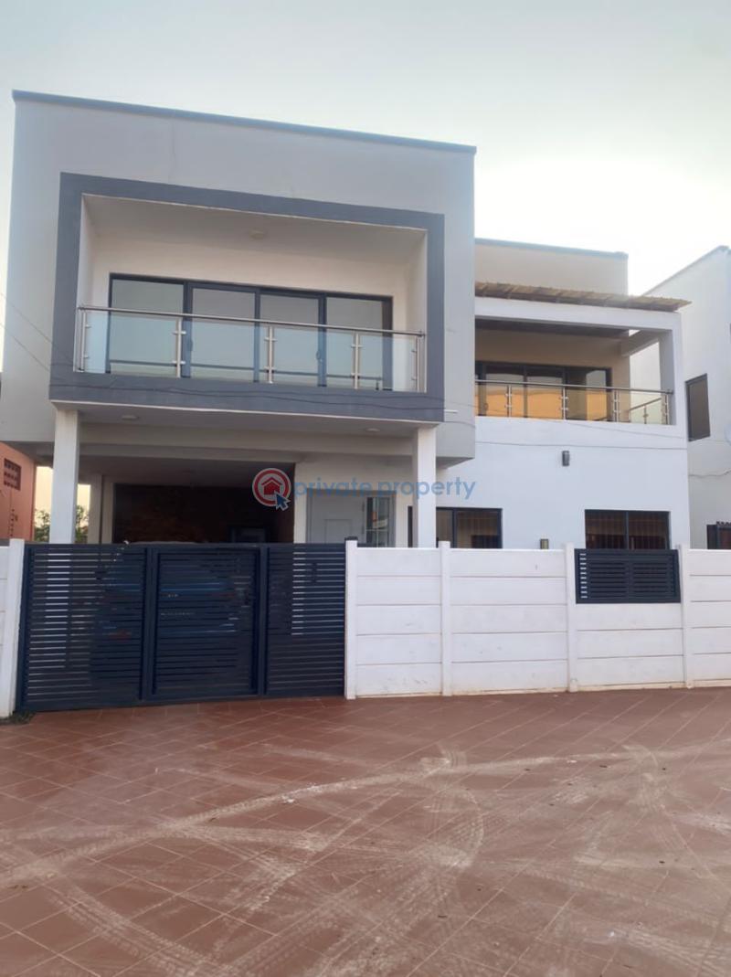 3 bedroom Townhouse For Rent Spintex Accra - 0
