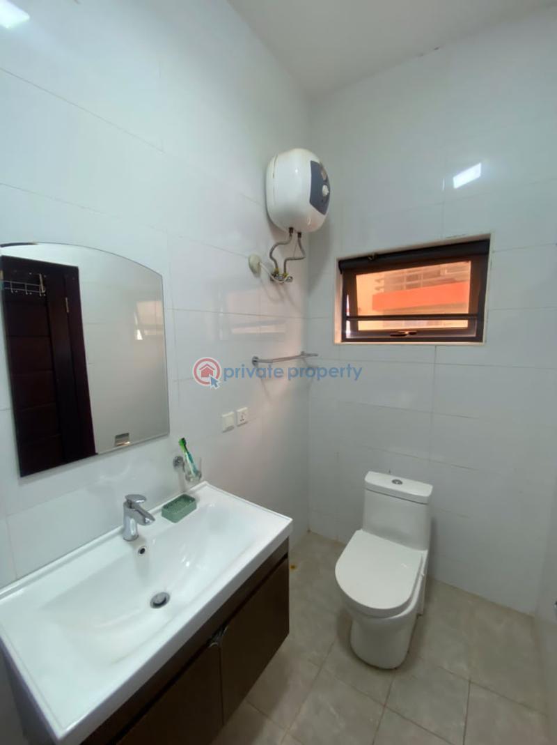 3 bedroom Townhouse For Rent Spintex Accra - 3