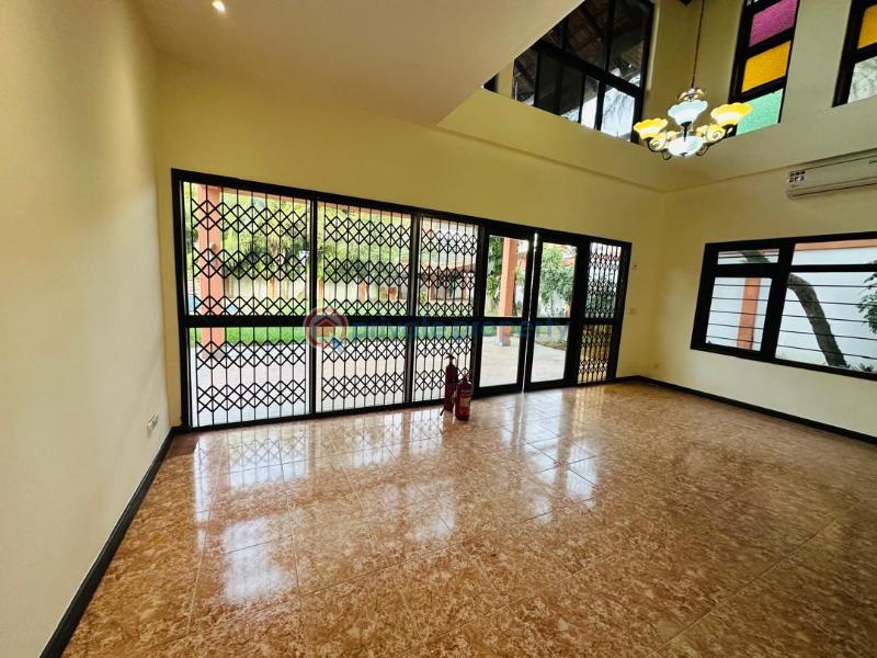 4 bedroom House For Sale 3rd Circular Road Accra Ghana Cantonments  - 12