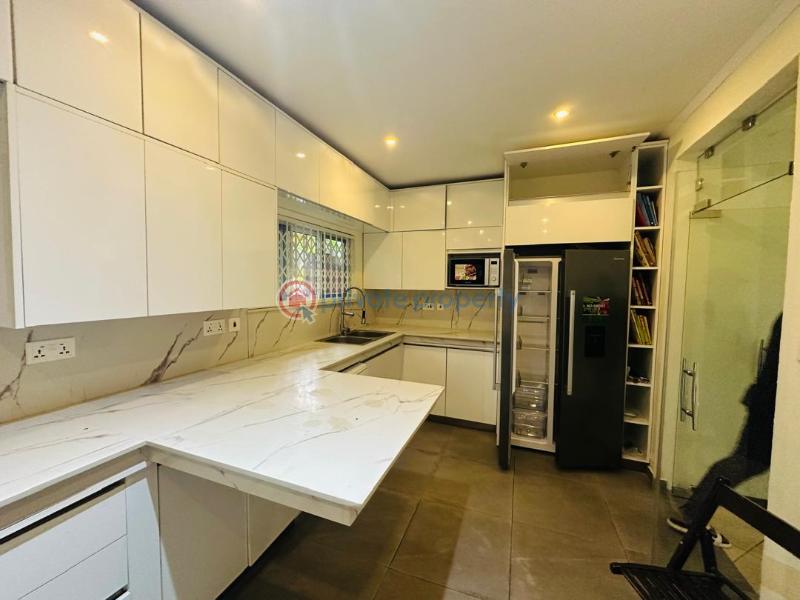 4 bedroom House For Sale 3rd Circular Road Accra Ghana Cantonments  - 13