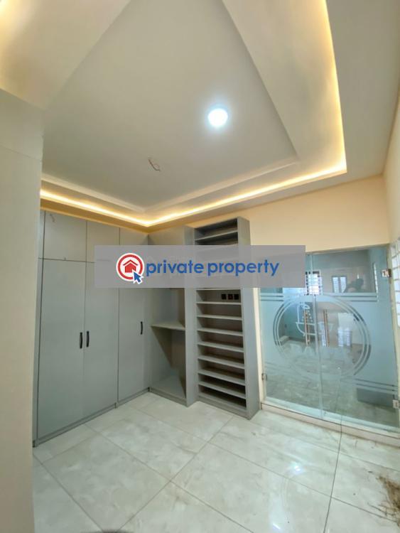 4 bedroom House For Sale &nbsp;mile 7 Achimota Accra - 8