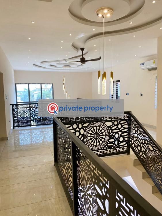 4 bedroom House For Sale &nbsp;mile 7 Achimota Accra - 2