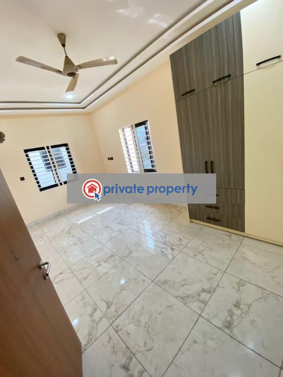 4 bedroom House For Sale &nbsp;mile 7 Achimota Accra - 11