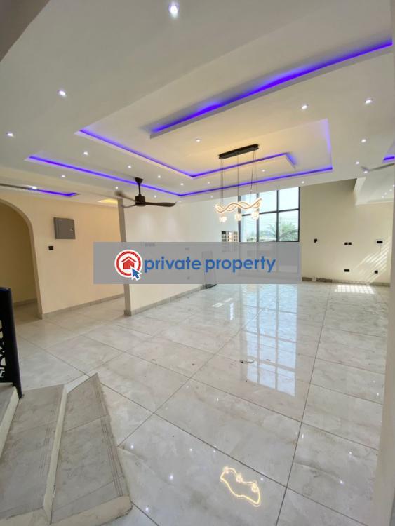 4 bedroom House For Sale &nbsp;mile 7 Achimota Accra - 12