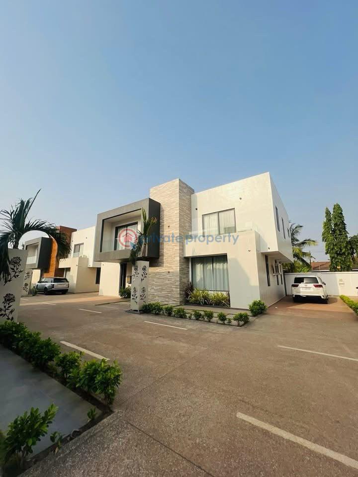 5 bedroom Townhouse For Sale Ashale Botwe (nmaidzor) Ashaley Botwe Adenta Municipal Accra - 3