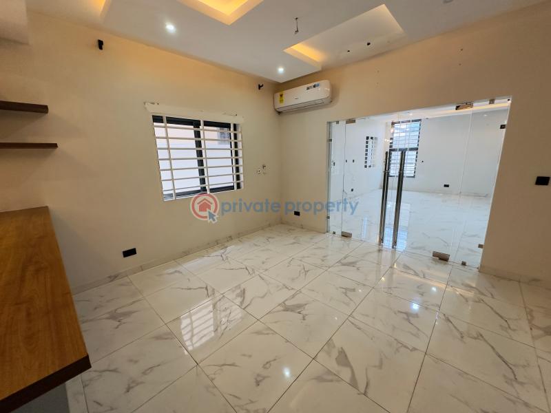 4 bedroom House For Sale Community 18 Estate Comm 18 Spintex Accra - 15