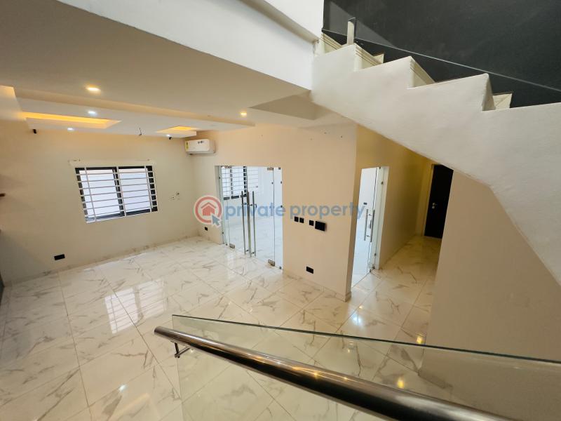 4 bedroom House For Sale Community 18 Estate Comm 18 Spintex Accra - 21