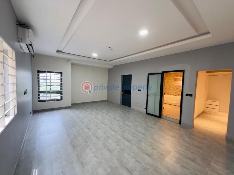 4 bedroom House For Sale Community 18 Estate Comm 18 Spintex Accra - 25