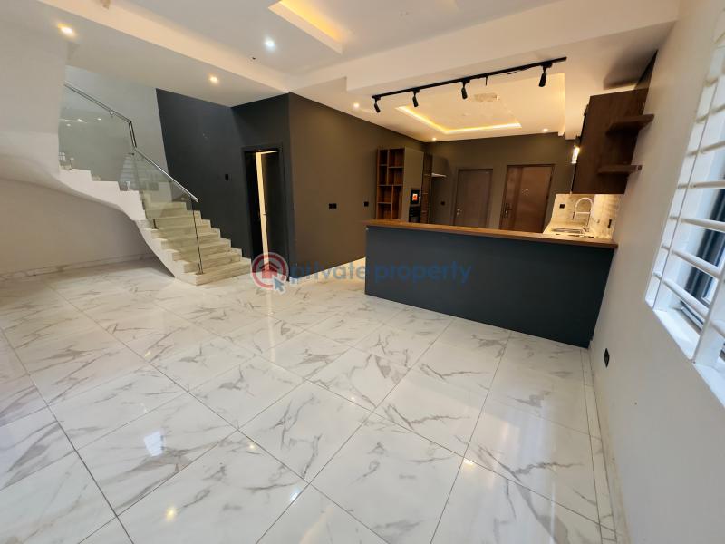 4 bedroom House For Sale Community 18 Estate Comm 18 Spintex Accra - 8