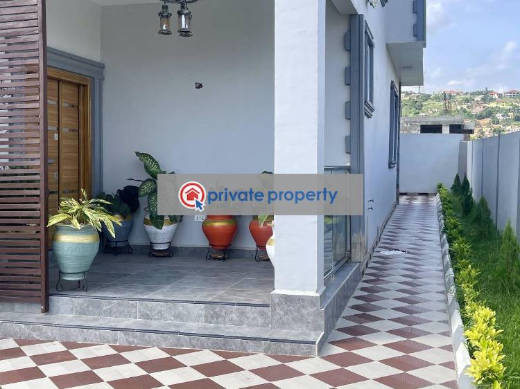 4 bedroom House For Sale &nbsp;kwabenya Ga East Municipal Accra - 1