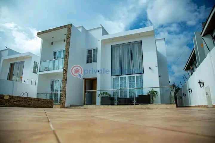 4 bedroom House Short let East Legon Accra - 13