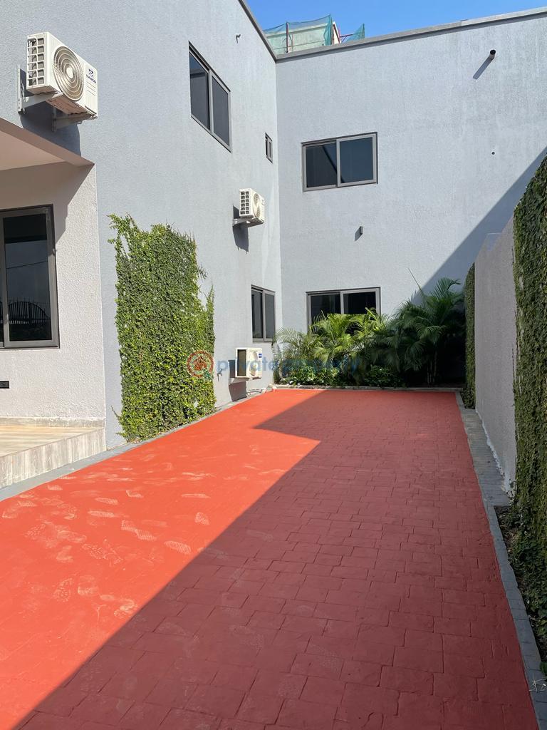 4 bedroom House For Sale Eastlegon Hills East Legon Accra - 13