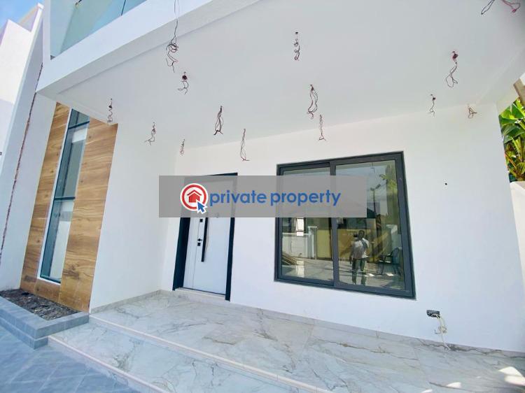 4 bedroom Detached Duplex For Sale &nbsp;boundary Road East Legon Accra - 17