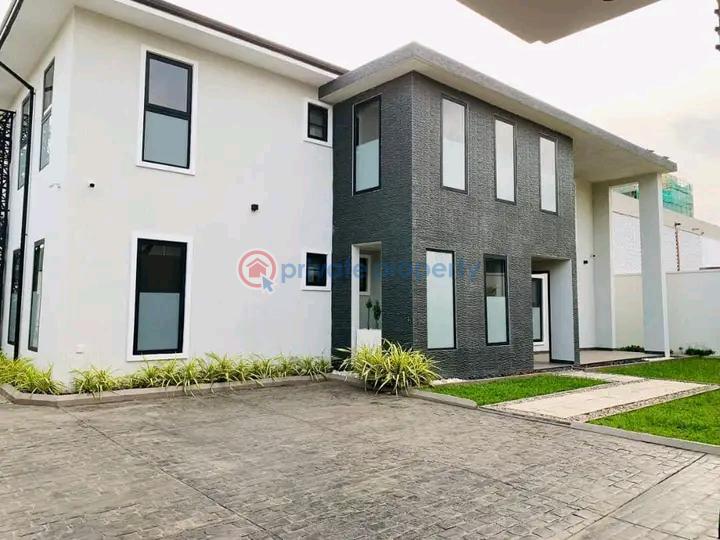 4 bedroom Townhouse For Sale North Labone Accra - 0