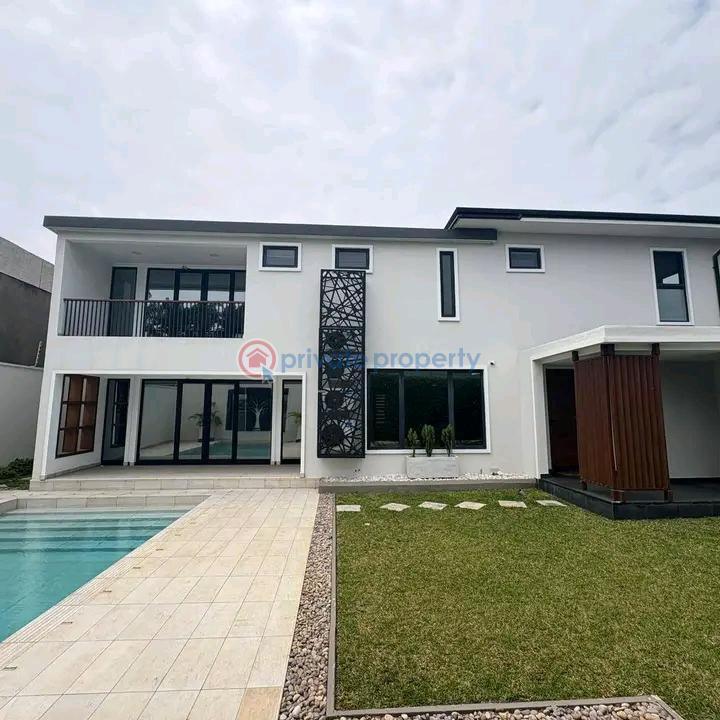 4 bedroom Townhouse For Sale North Labone Accra - 2