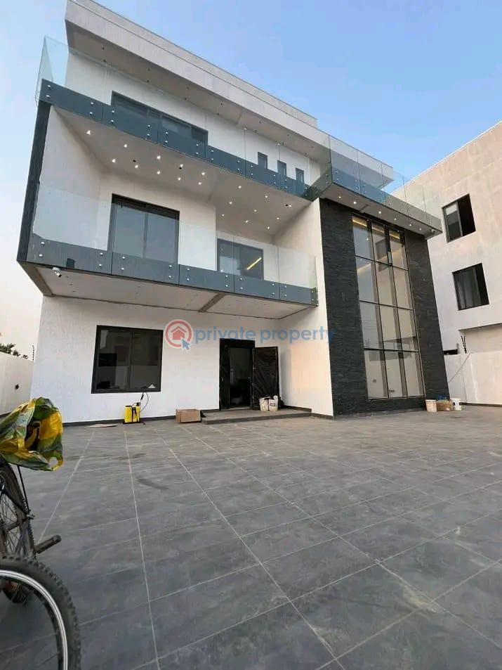 4 bedroom Townhouse For Sale Adjiringanor East Legon Accra - 0