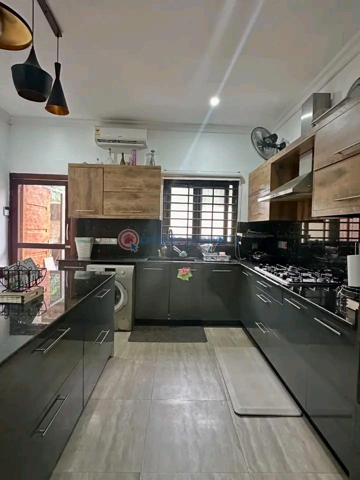 4 bedroom Townhouse For Rent Cantonments Accra - 10