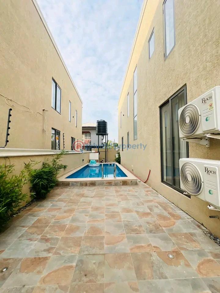 4 bedroom Townhouse For Sale School Junction Ashaley Botwe Adenta Municipal Accra - 1