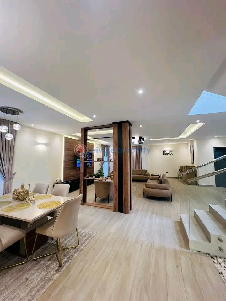 4 bedroom Townhouse For Sale School Junction Ashaley Botwe Adenta Municipal Accra - 2