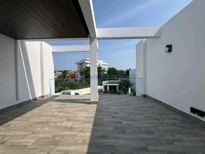 4 bedroom Townhouse For Rent Cantonments Accra - 2