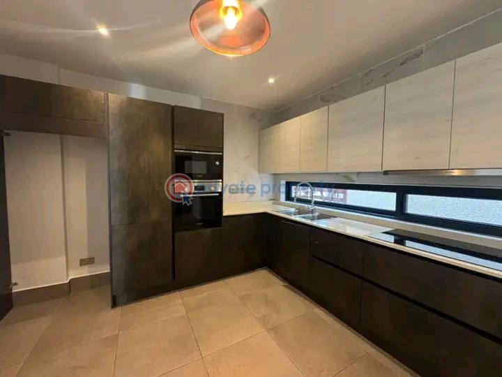 4 bedroom Townhouse For Rent Cantonments Accra - 8
