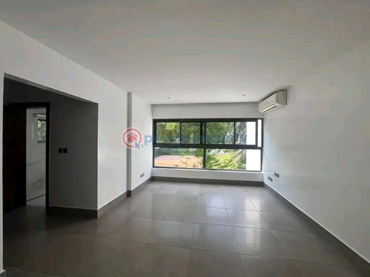 4 bedroom Townhouse For Rent Cantonments Accra - 1