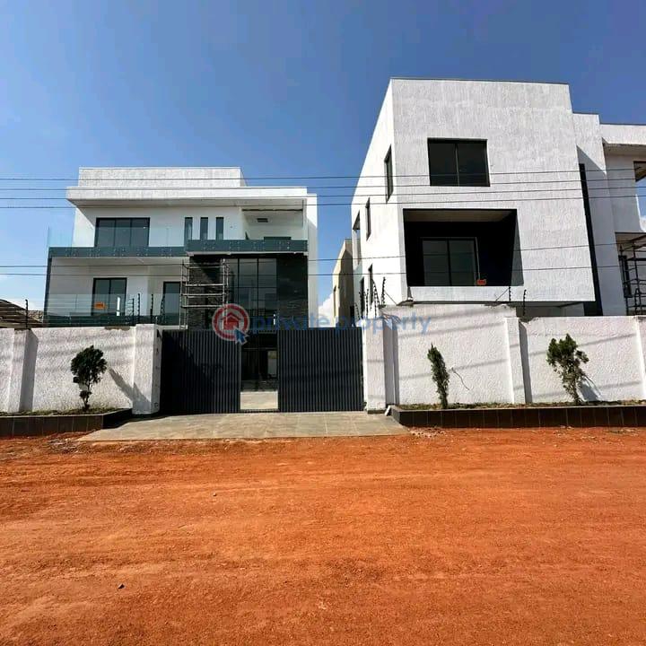 4 bedroom Townhouse For Sale East Legon Accra - 1