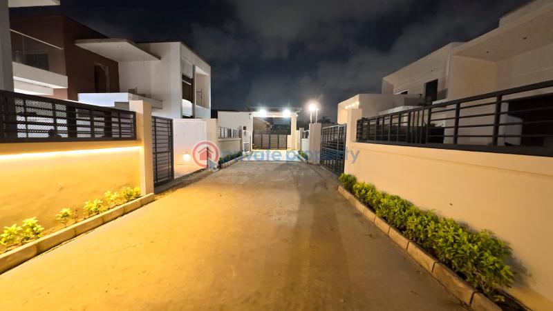 4 bedroom Townhouse For Sale Spintex Accra - 10