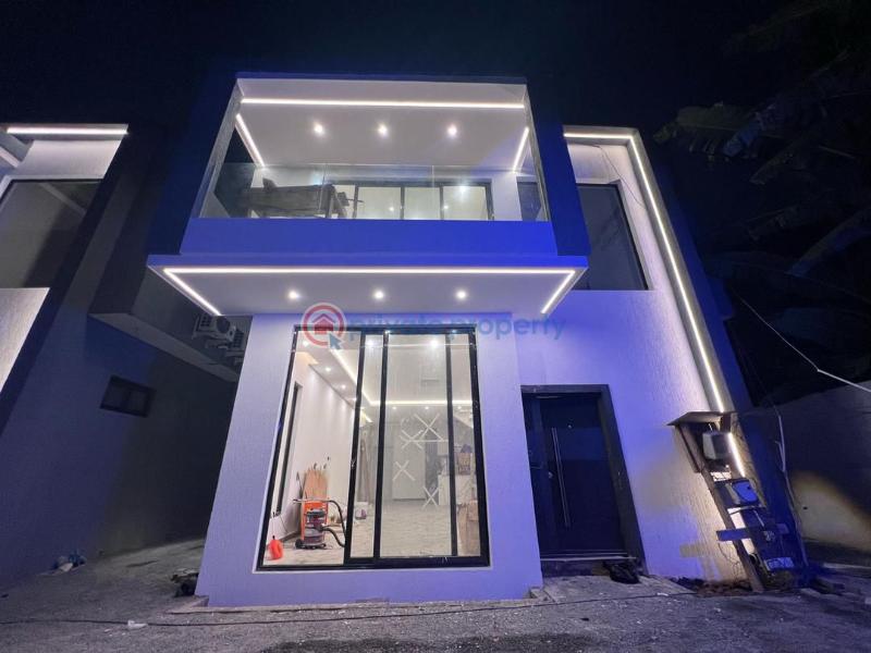 4 bedroom Townhouse For Rent Dzorwulu Accra - 1
