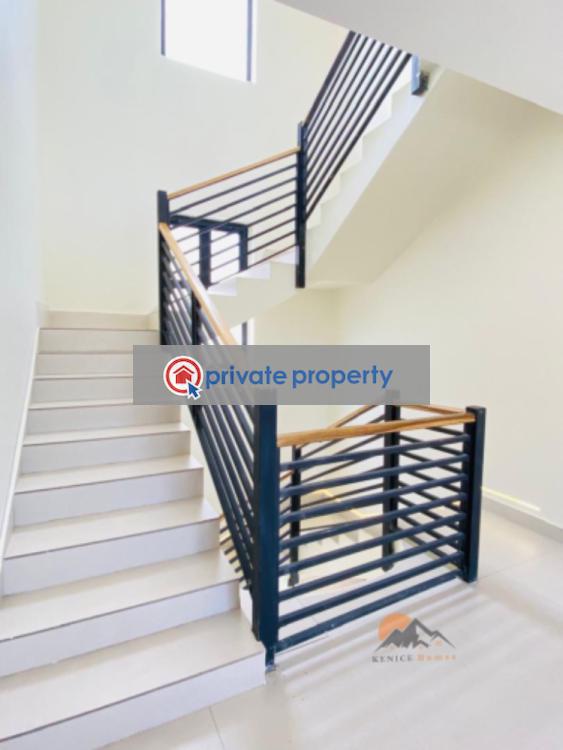 5 bedroom House For Sale Dzorwulu Accra - 8