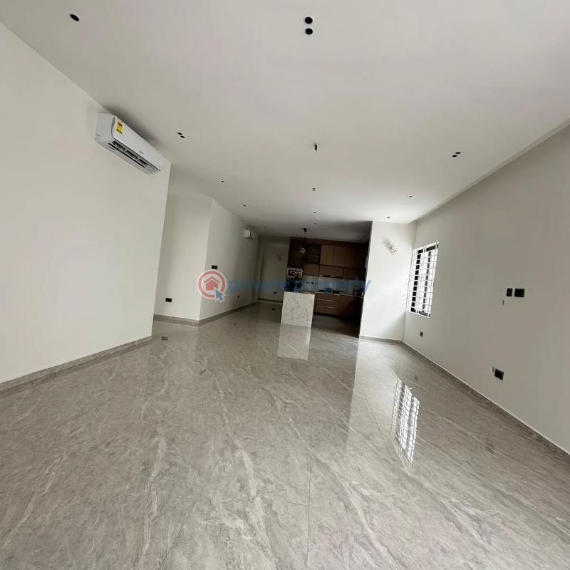 4 bedroom Detached Bungalow For Sale Lakeside Estates. Adenta Municipal Accra - 2