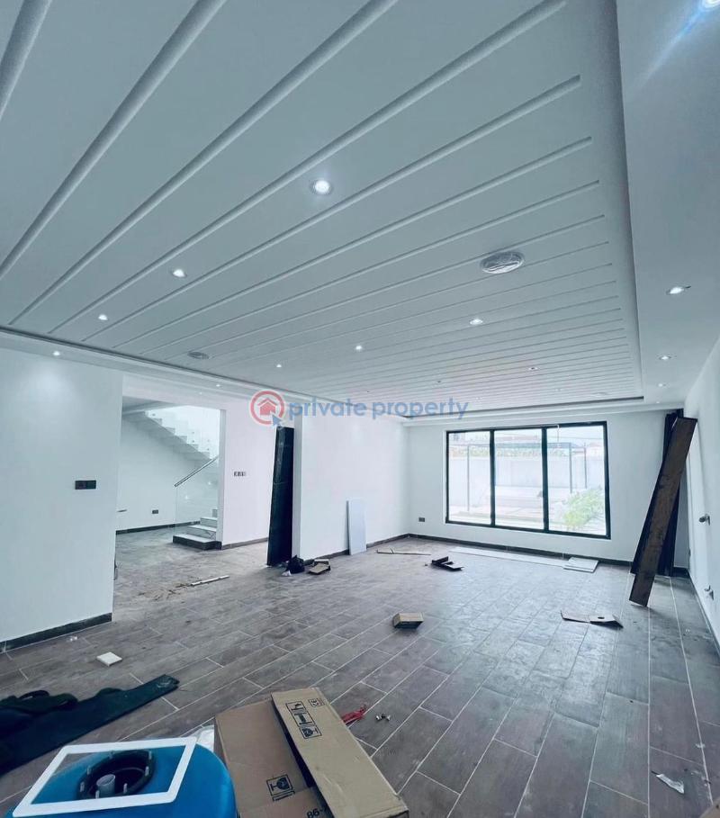 5 bedroom House For Sale Ashaley Botwe Adenta Municipal Accra - 3