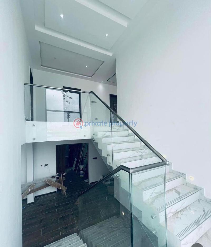5 bedroom House For Sale Ashaley Botwe Adenta Municipal Accra - 5