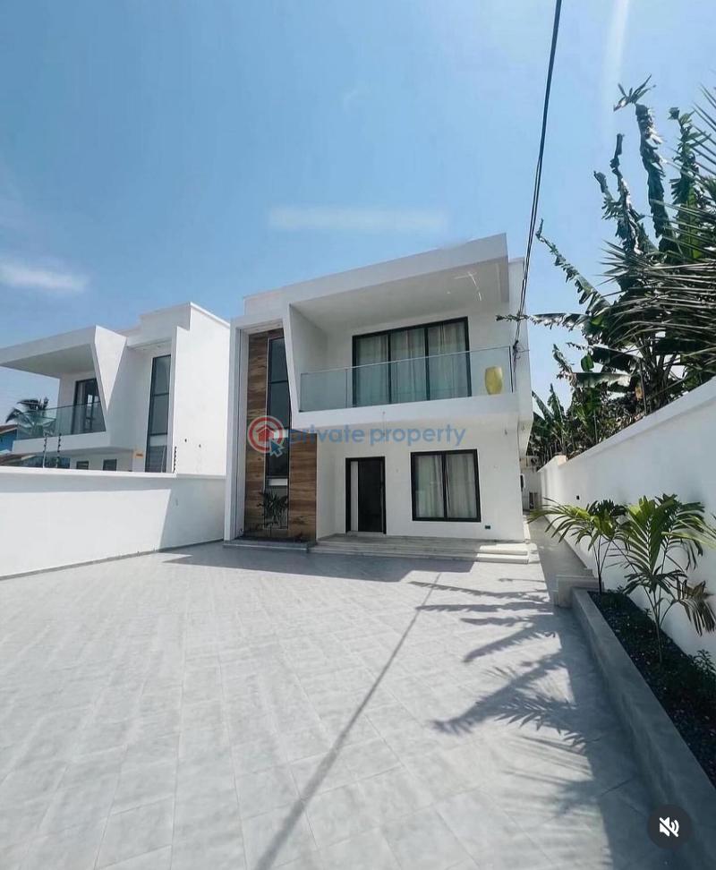 5 bedroom House For Sale Near American House Accra East Legon  - 1