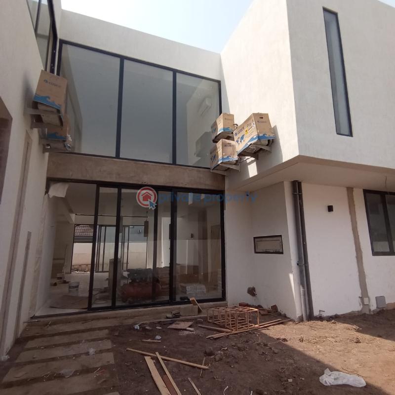 6 bedroom House For Sale Tse Addo Accra - 7