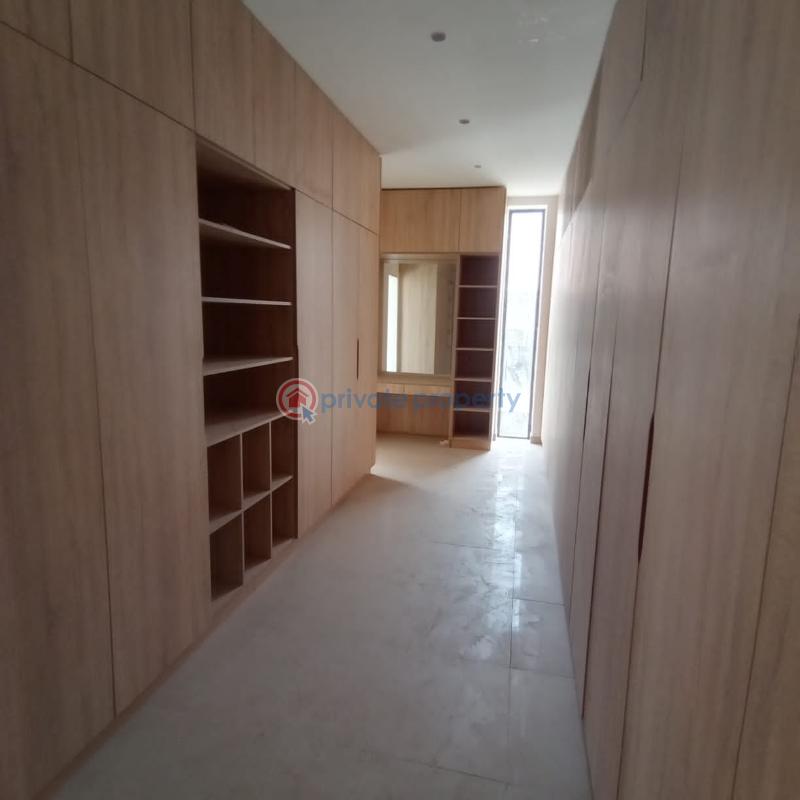 6 bedroom House For Sale Tse Addo Accra - 19