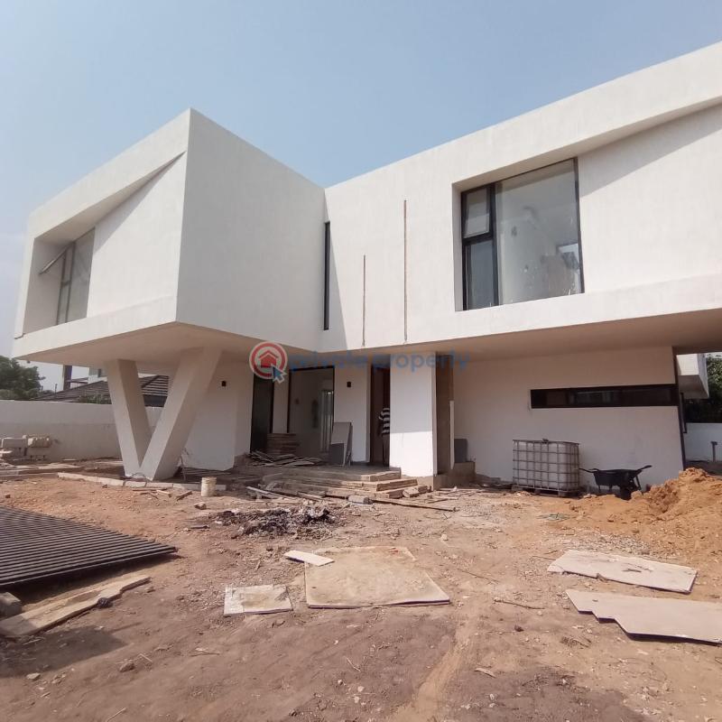 6 bedroom House For Sale Tse Addo Accra - 4
