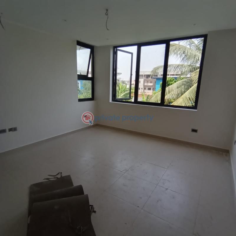 6 bedroom House For Sale Tse Addo Accra - 21