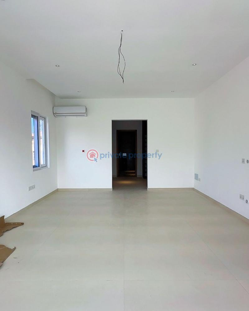 4 bedroom House For Sale Sakumono Spintex Accra - 5