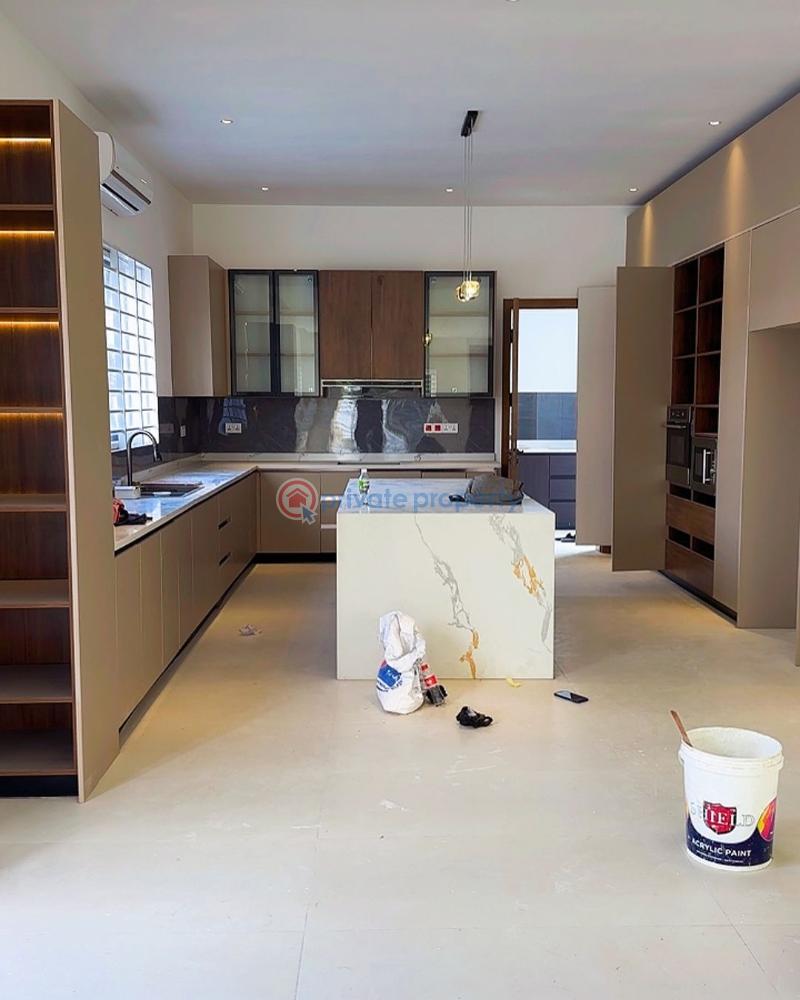 4 bedroom House For Sale Sakumono Spintex Accra - 3