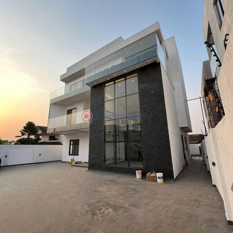 5 bedroom House For Sale Adjiriganor East Legon Accra - 13