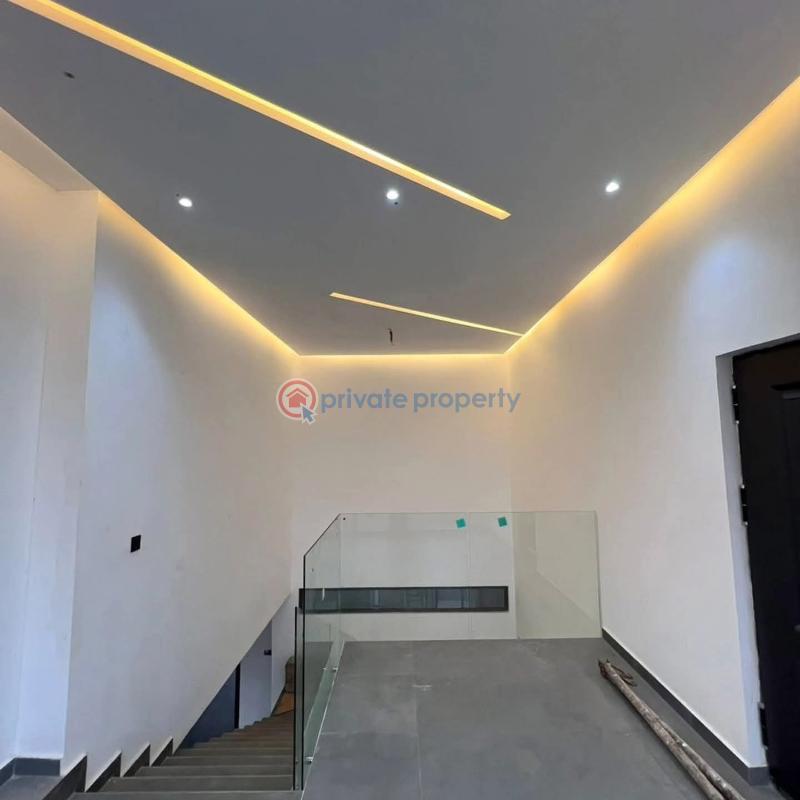 5 bedroom House For Sale Adjiriganor East Legon Accra - 10