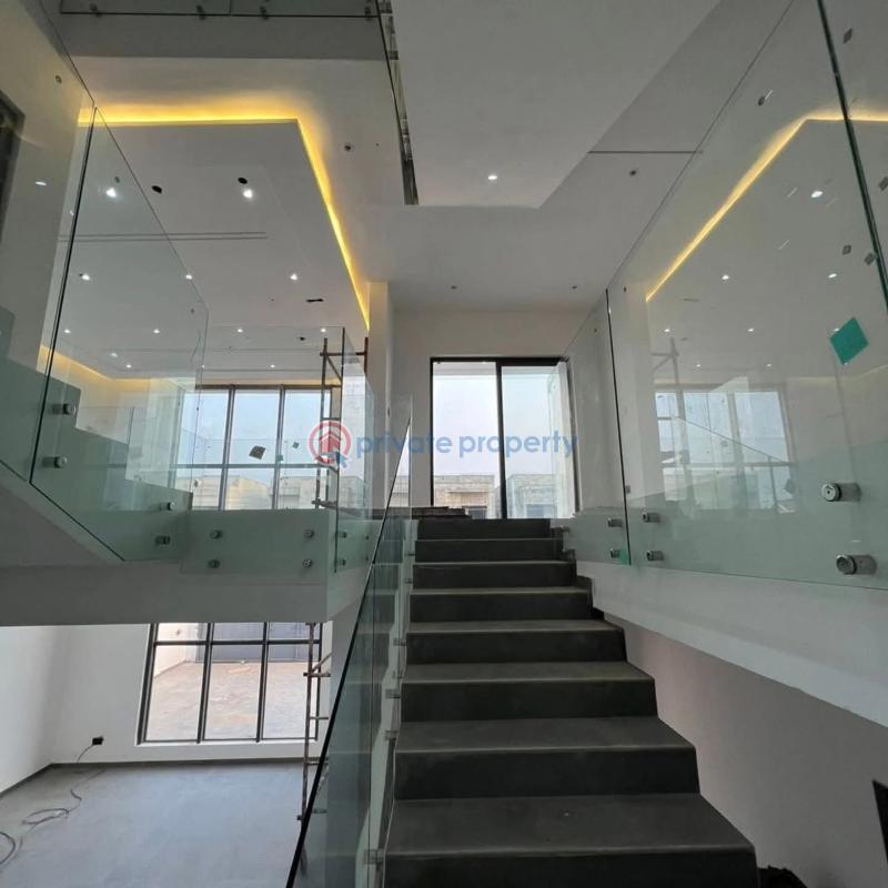 5 bedroom House For Sale Adjiriganor East Legon Accra - 6