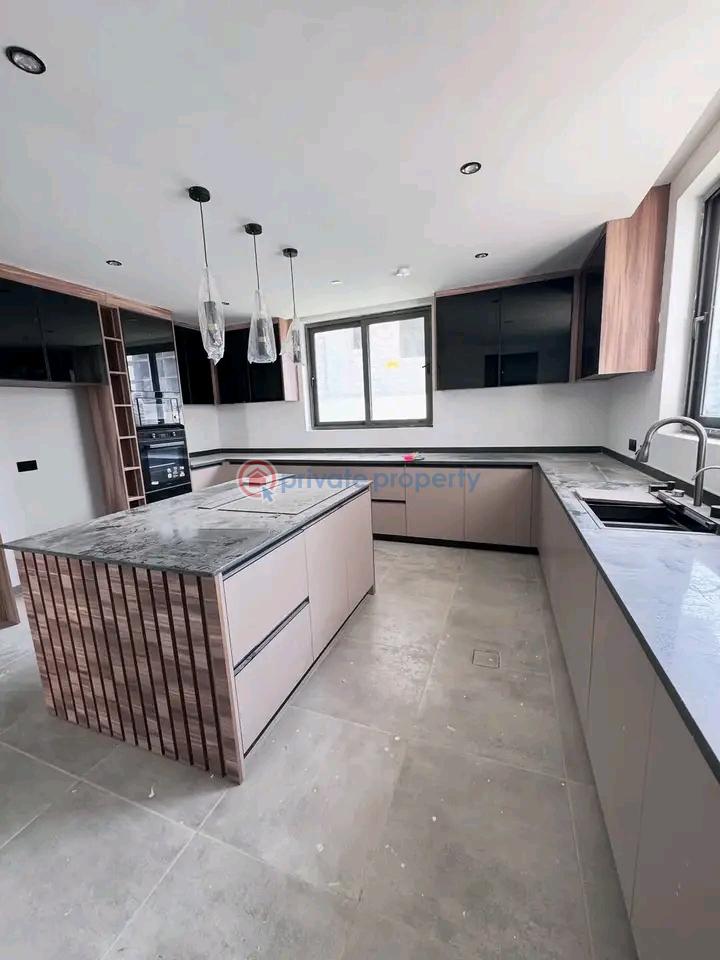4 bedroom Townhouse For Rent Cantonments Accra - 4