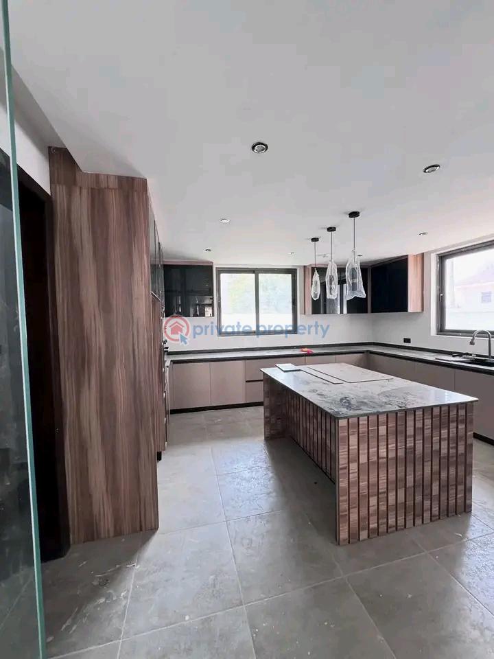 4 bedroom Townhouse For Rent Cantonments Accra - 3