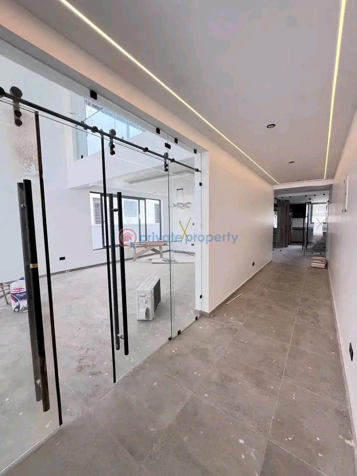 4 bedroom Townhouse For Rent Cantonments Accra - 1