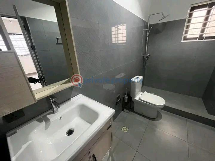 4 bedroom House For Sale Pantang Adenta Municipal Accra - 9