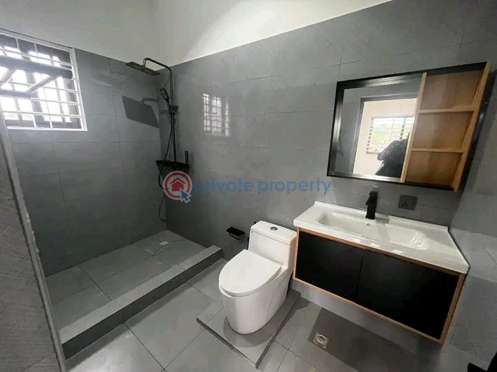 4 bedroom House For Sale Pantang Adenta Municipal Accra - 6